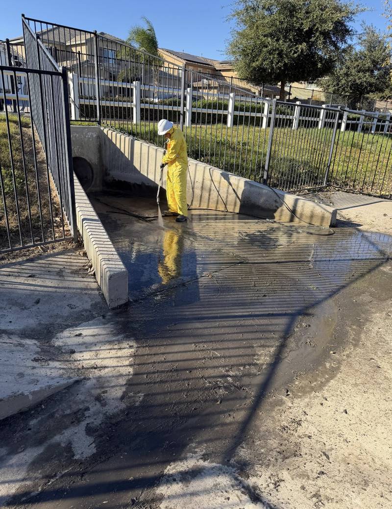 Industrial steam cleaning service
